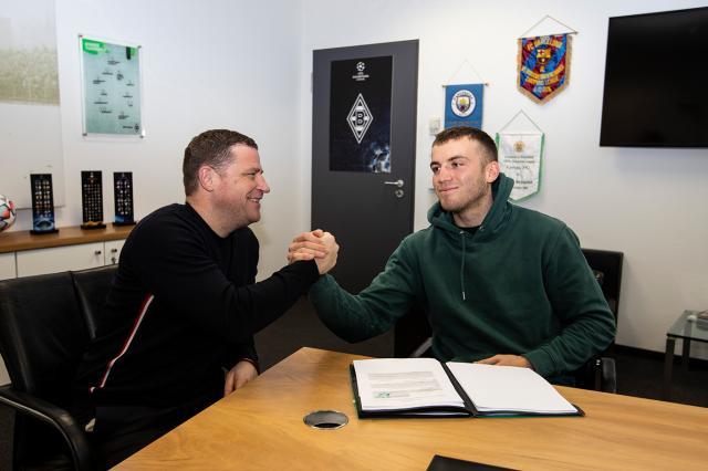 1640853542138013479.jpg 星空体育app-两大当家球星将免费离队,门兴的痛苦重建才刚开始