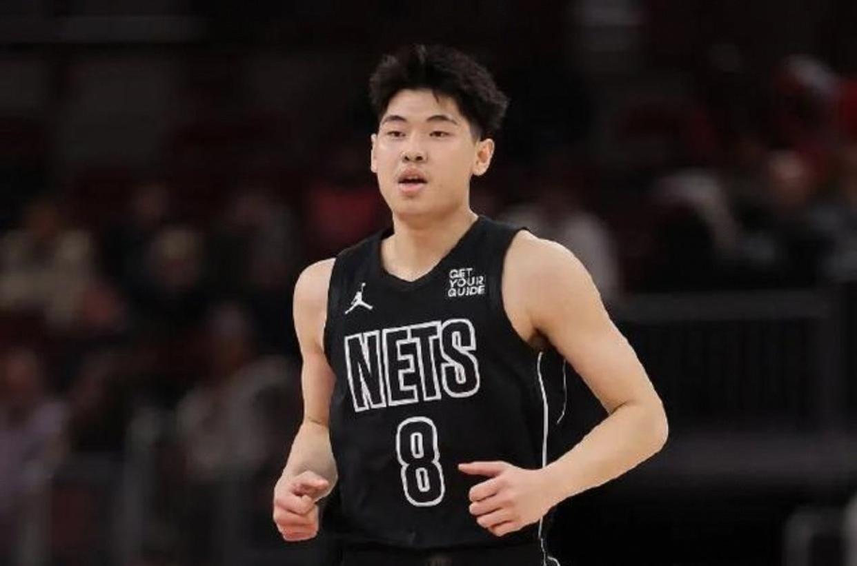 1年后,男篮12人名单若是这套阵容,能否在世界杯上创造惊喜