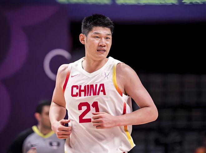 1年后,男篮12人名单若是这套阵容,能否在世界杯上创造惊喜