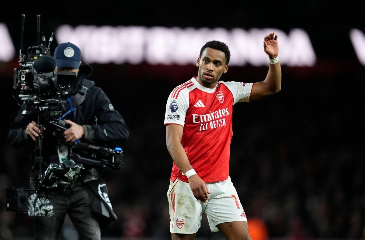 星空体育app官方网站-3球5助，廷贝尔是本赛季英超参与进球最多的后卫