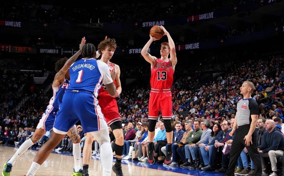 星空体育app下载-令人唏嘘!5年过去了,曾经打进东决的五人首发,如今全部离队!